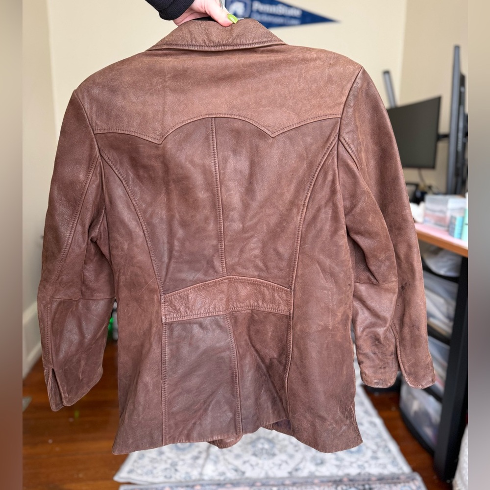 VTG R&O women’s leather jacket / medium?